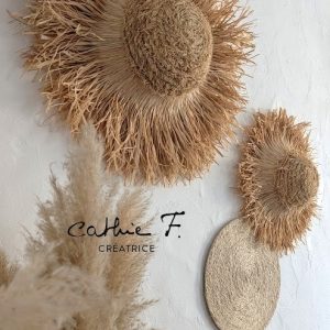 Chapeau décoratif bohème en raphia VISCA 64, Décoration murale artisanale – vue 7