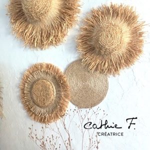 Chapeau décoratif bohème en raphia VISCA 64, Décoration murale artisanale – vue 3