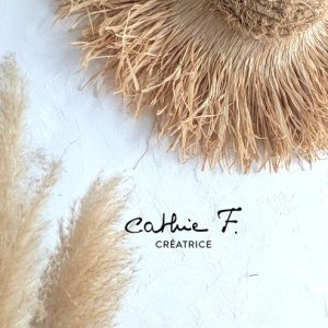 Chapeau décoratif bohème en raphia VISCA 64, Décoration murale artisanale – vue 4